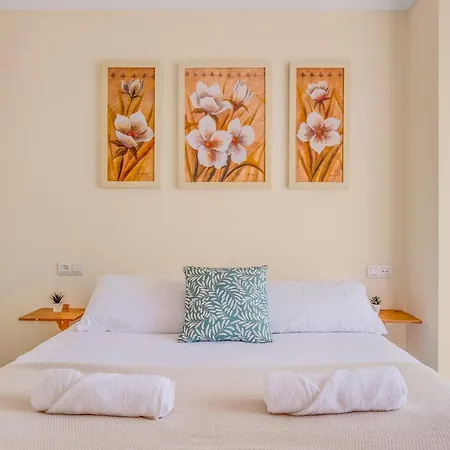 Apartment Marina Breeze By Solmaestranza *